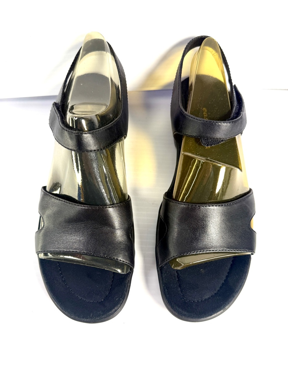 Easy Spirit Black Adjustable Strap Sandals